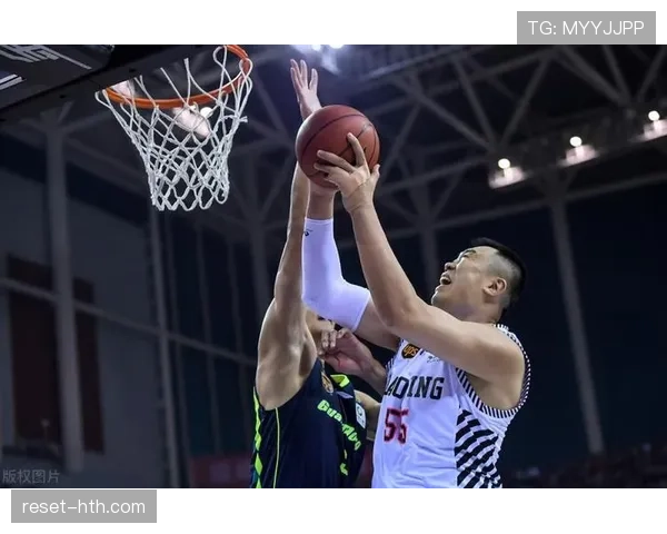 西甲红蓝军团强势逆转，状态回升剑指冠军